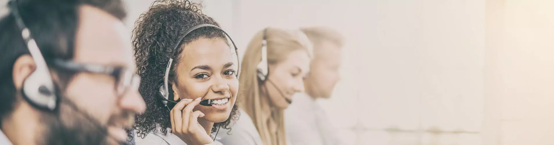 Wir stellen Ihnen gerne unseren Helpdesk-24/7-Service vor.